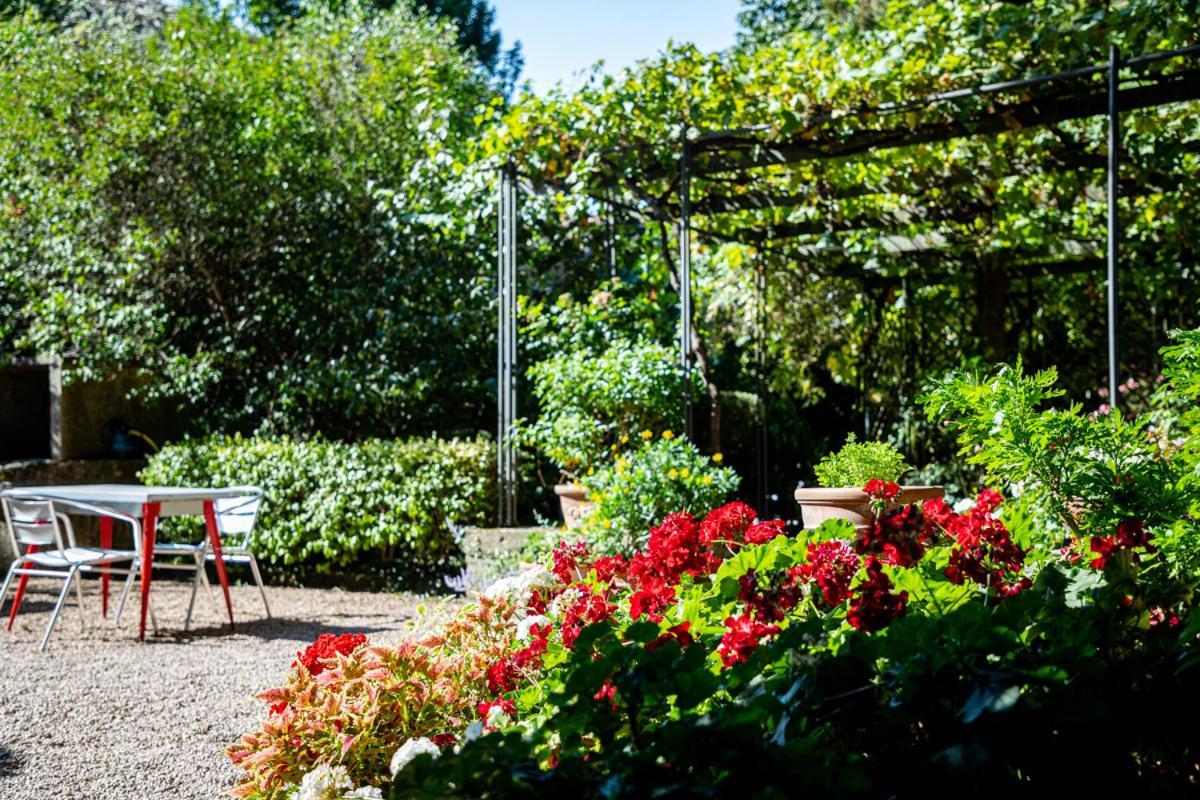L'Atelier Du Relais Bed and Breakfast Laives Exteriör bild