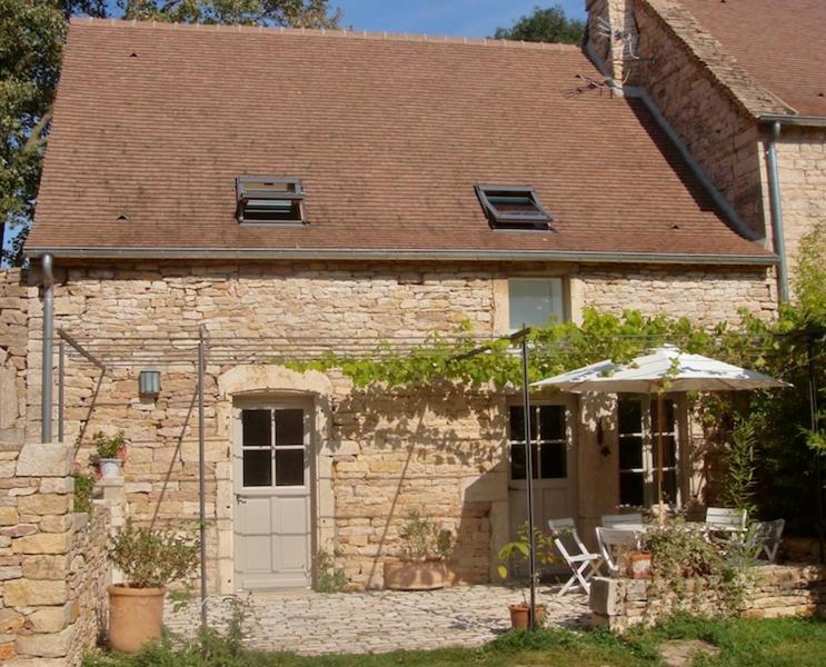 L'Atelier Du Relais Bed and Breakfast Laives Exteriör bild