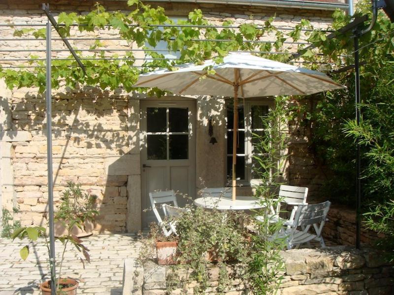 L'Atelier Du Relais Bed and Breakfast Laives Exteriör bild